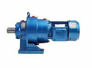 1.5KW円形の減力剤への0.37KW、螺旋形の斜めギヤ減力剤